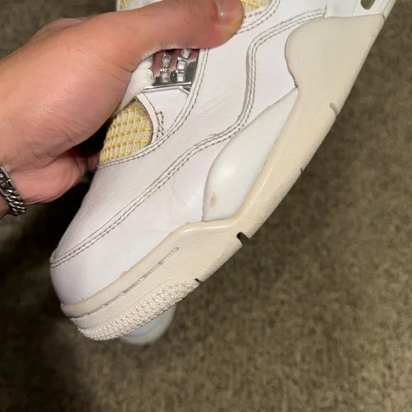 Air Jordan 4 “Pure money”
